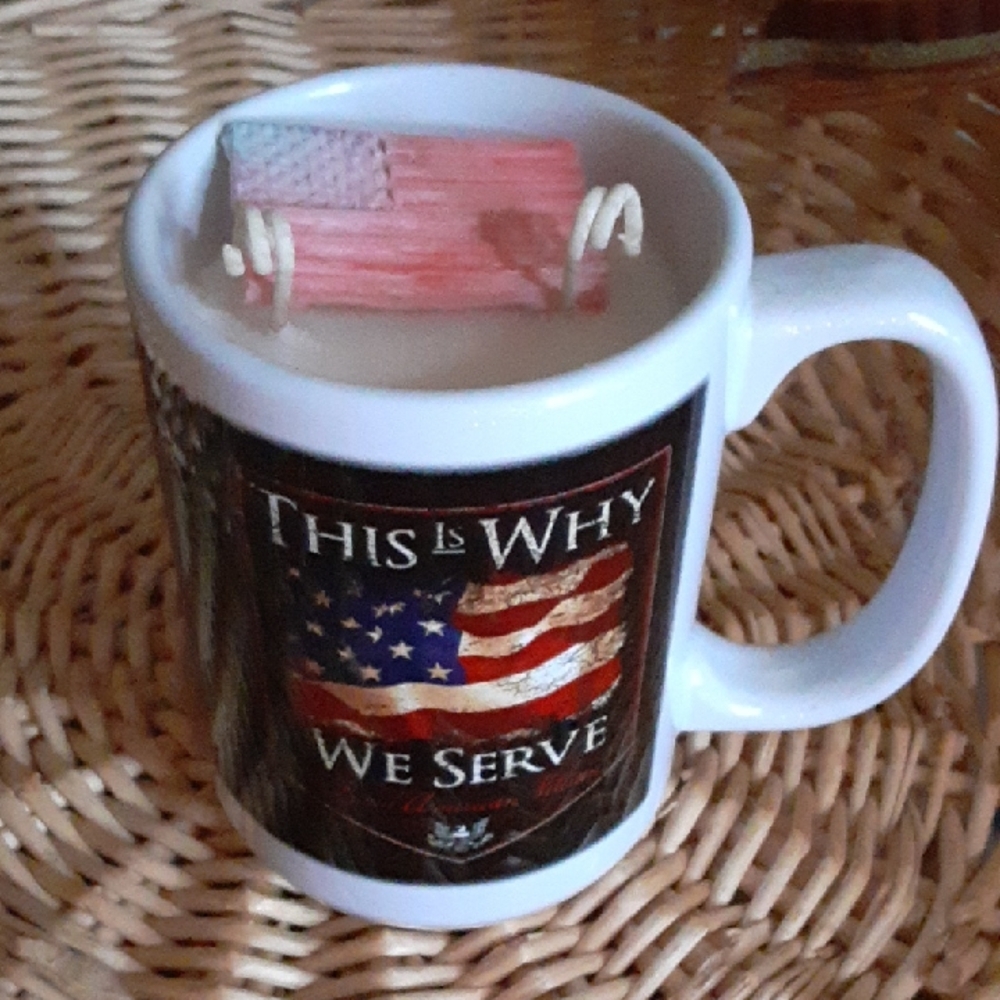 Patriotic Veterans Candle Mug in 'Butterscotch & Bourbon'